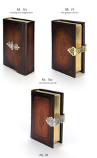 Antiek geb. met zilveren slot