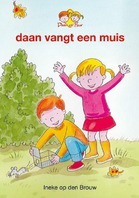 Daan vangt een muis.jpg